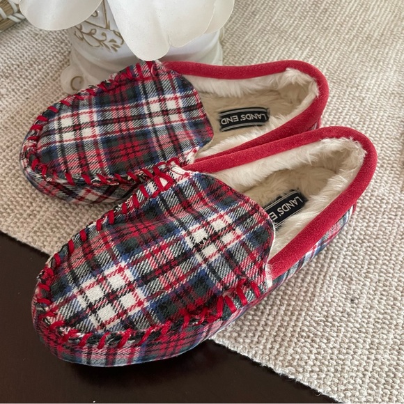 Lands' End Other - Lands End toddler plaid red slippers